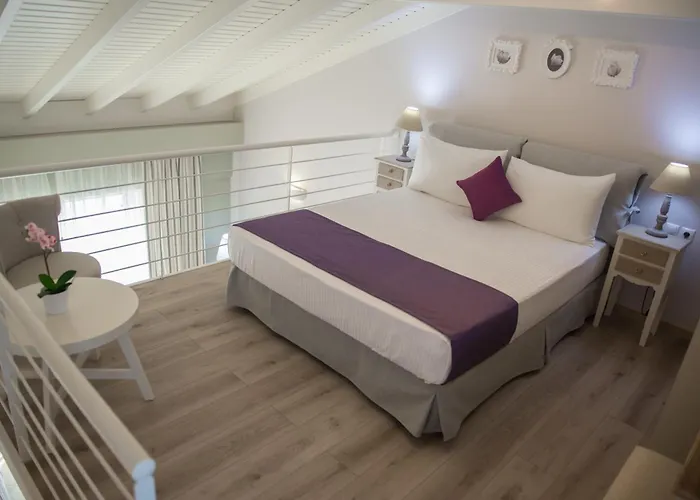 Lefkadio Aparthotel 4*