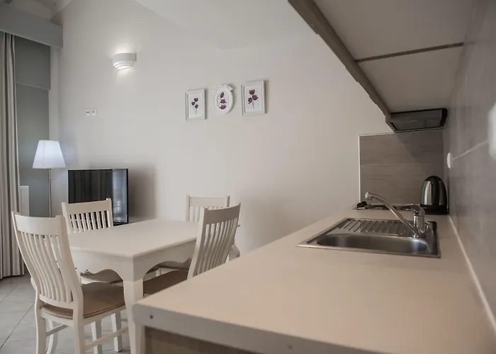 Ξενοδοχείο με διαμερίσματα Lefkadio Λευκάδα